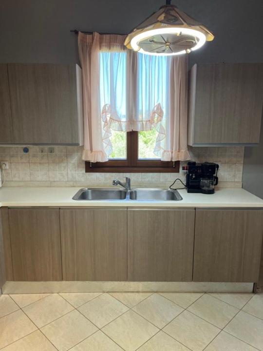 Kampos Apartment Хиос Екстериор снимка